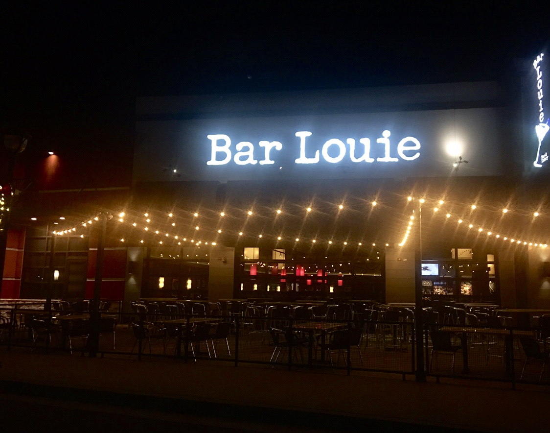 Ten Things About Bar Louie, Greenwood Park Mall (Review by Number)