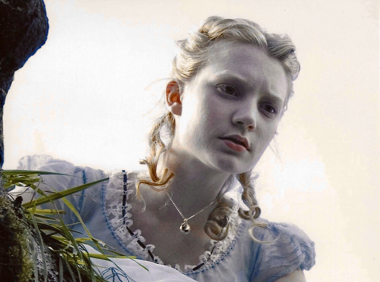 Guide to the Classics: Alice’s Adventures in Wonderland